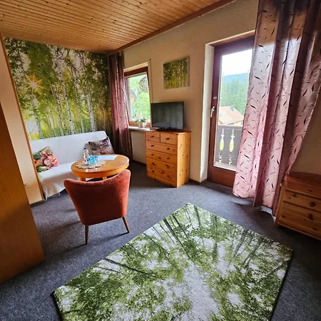 Schatzkisterl 3* تزفيسل